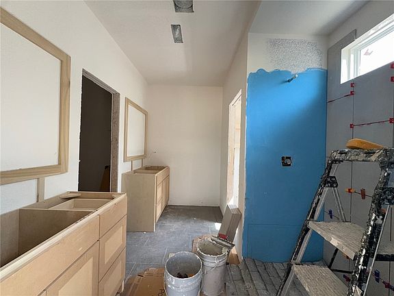 5th image of 6701 Basswood Ave