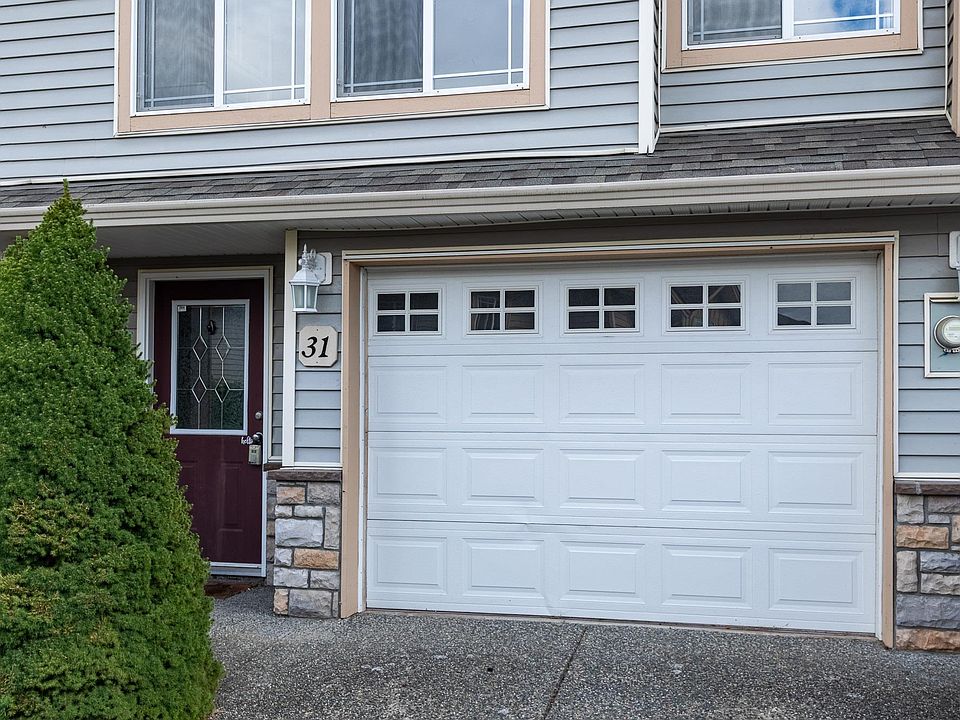 1st image of 46906 Russell Rd #31