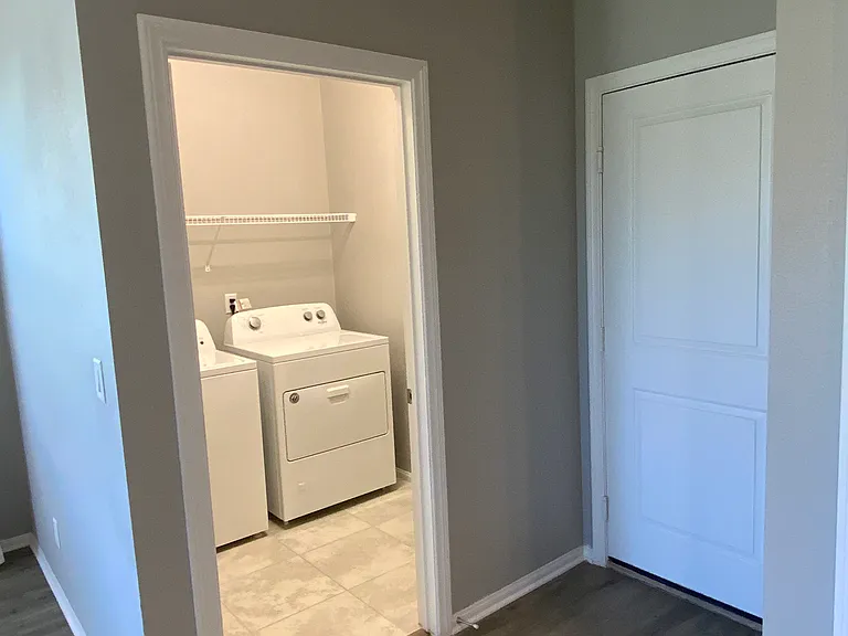 2674 Frabiele St — Photo 21