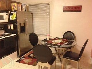 4th image of 7701 Larme Ave