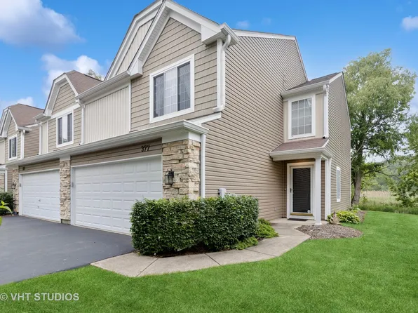 377 Locksley Dr, Streamwood, IL 60107