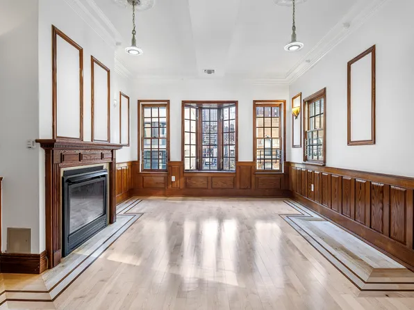 245 East 52nd Street image 1 of 11