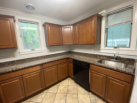 3rd image of 1328 Forest Ct