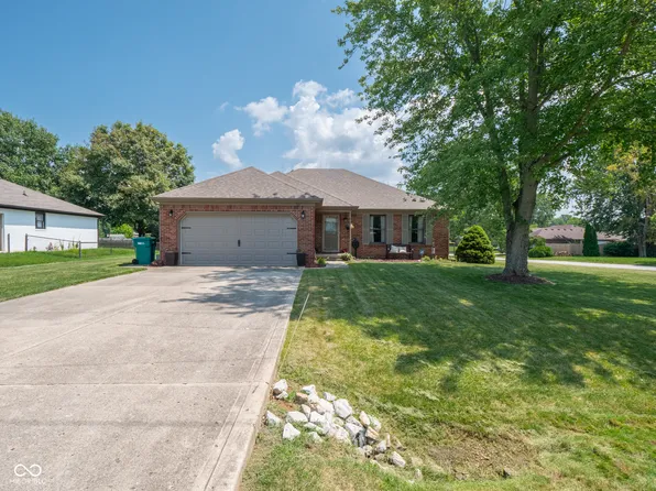 1161 Money Ln, Danville, IN 46122