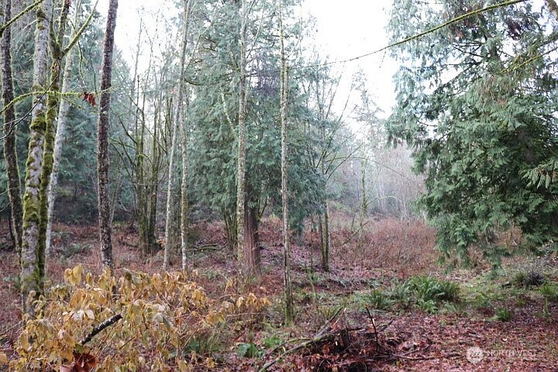 3rd image of 18700 SE 64TH Way