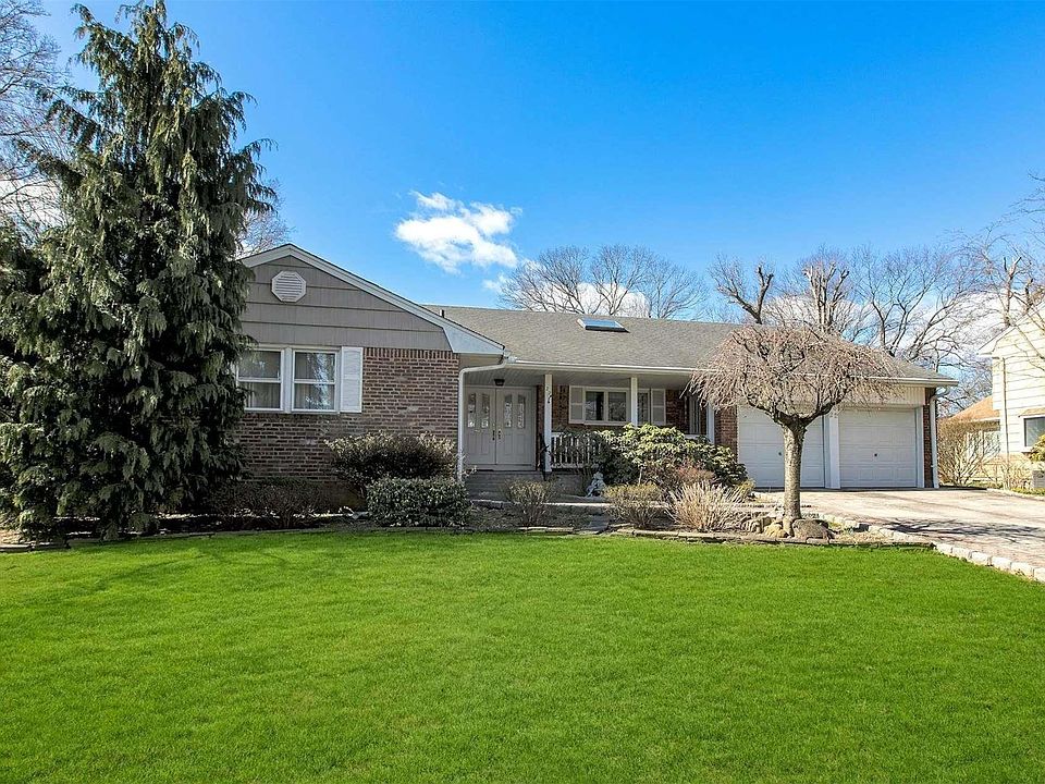1st image of 22 E Park Drive