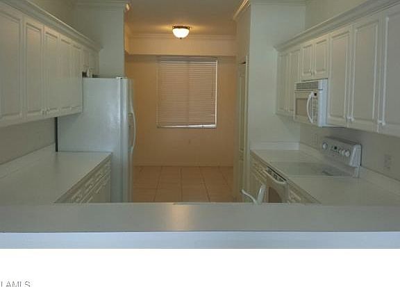 3rd image of 8450 Kingbird Loop APT 412