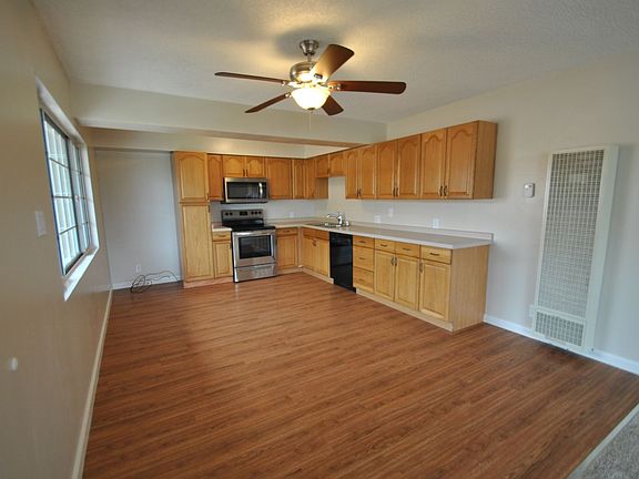 5th image of 4165 Farquhar Ave