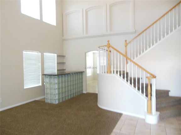 3rd image of 2772 Chokecherry Ave #0