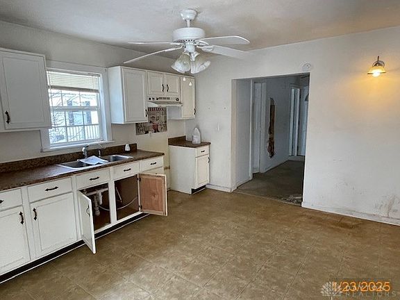 4th image of 313 Wellston St