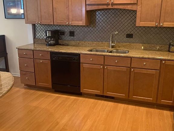 3rd image of 5439 Ashbrook Pl