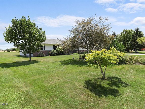 5th image of 775 N Brokate Rd