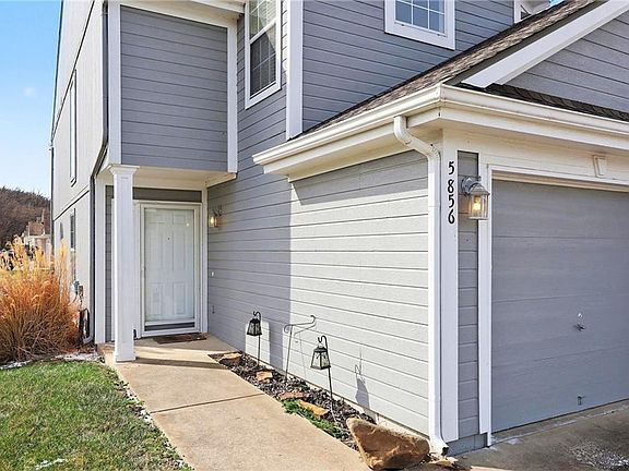 3rd image of 5856 NW Plantation Ln