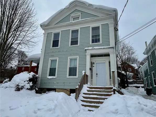 28 W 4th St, Oswego, NY 13126