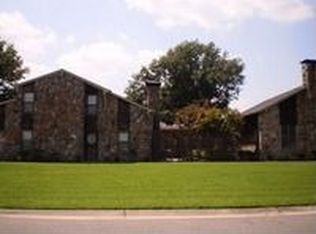 2112 Pine St, Stuttgart, AR 72160