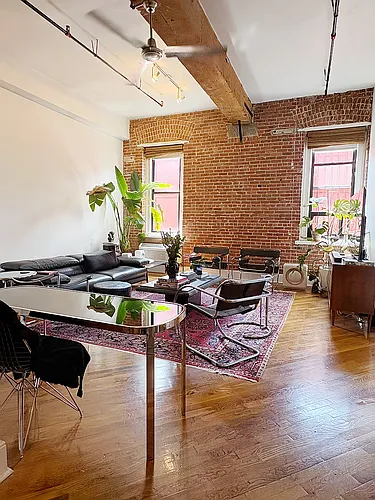 101 Sutton St #114 Photo 1