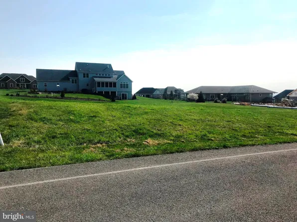 6826 Swilkin Ln, Fayetteville, PA 17222