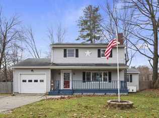 211 Hancock Rd, Pittsfield, MA 01201