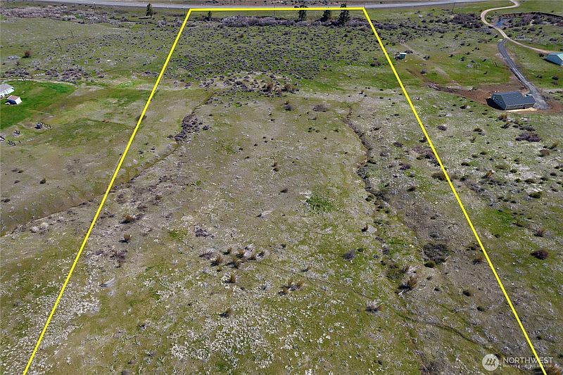 4th image of 16 XXX Hwy 97
