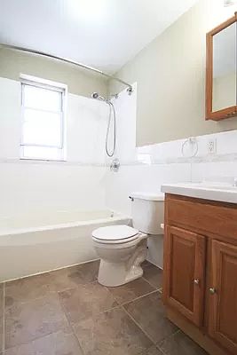3rd image of 47-31 37th St #2CC