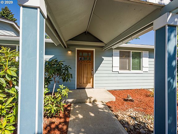 4th image of 3805 NE 146th Ave