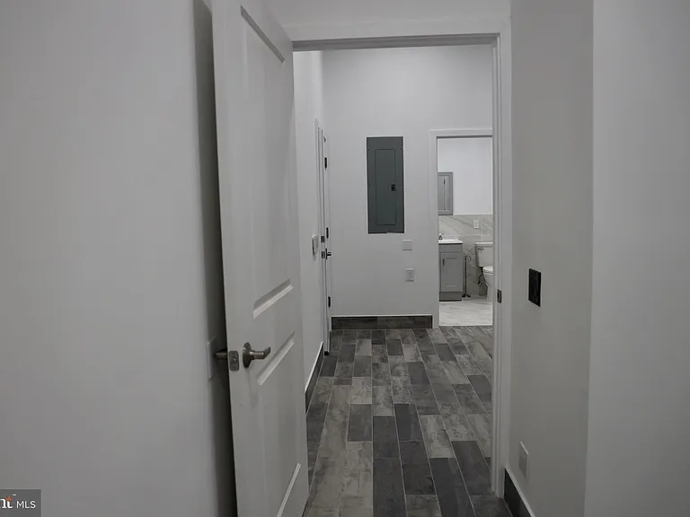 1231 Vine St #1 — Photo 20