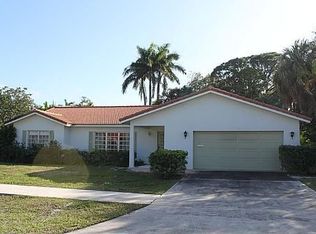 530 Silver Ln, Boca Raton, FL 33432