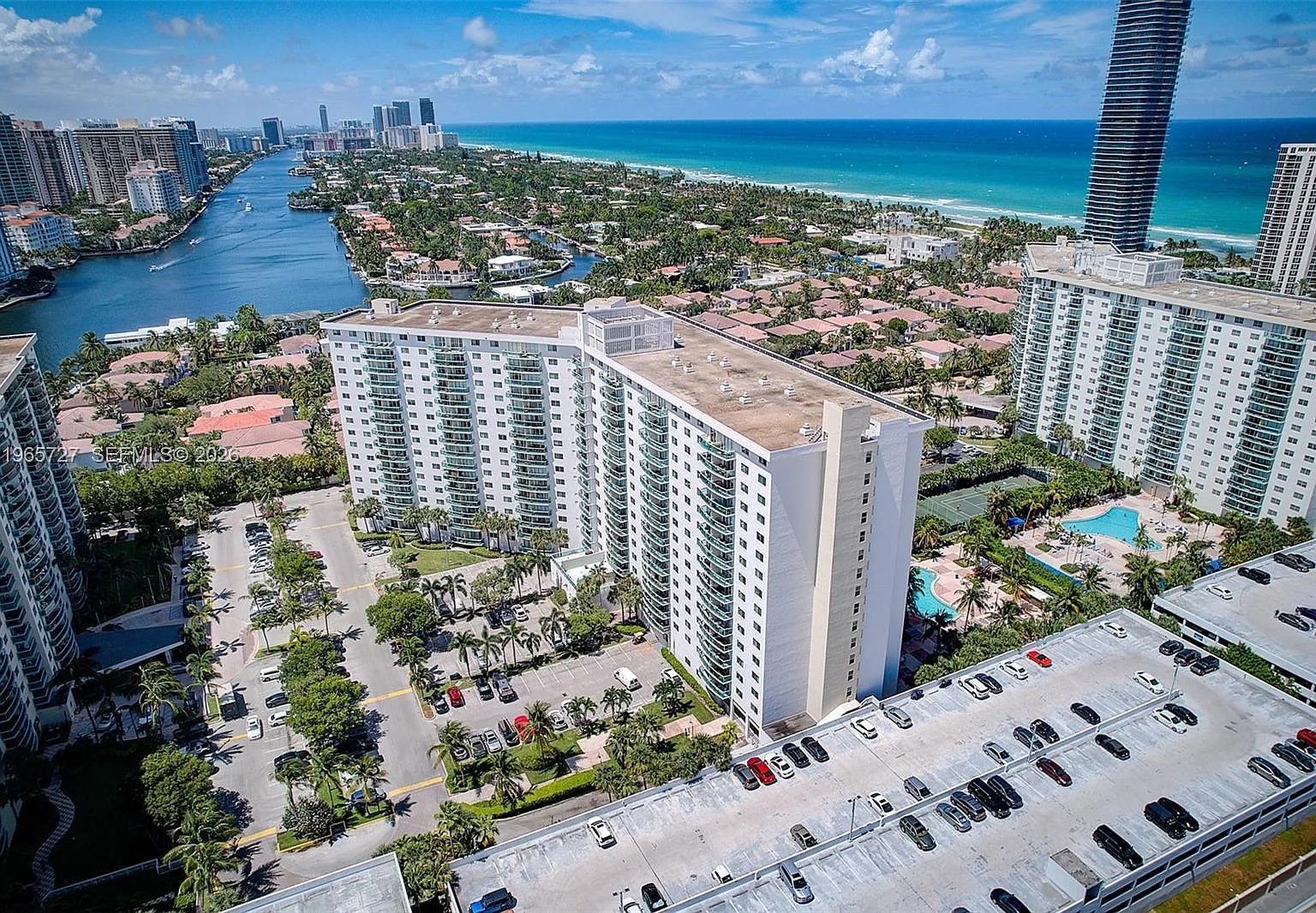 Oceanview Building B Cond — Photo 1