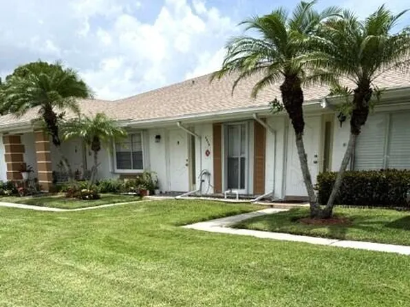 1216 S S Lakes End Drive Apt D, Fort Pierce, FL 34982