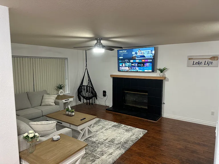 14433 Ironside Ln — Photo 7