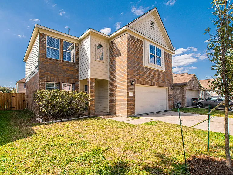 22519 Goss Spring Ct — Photo 3