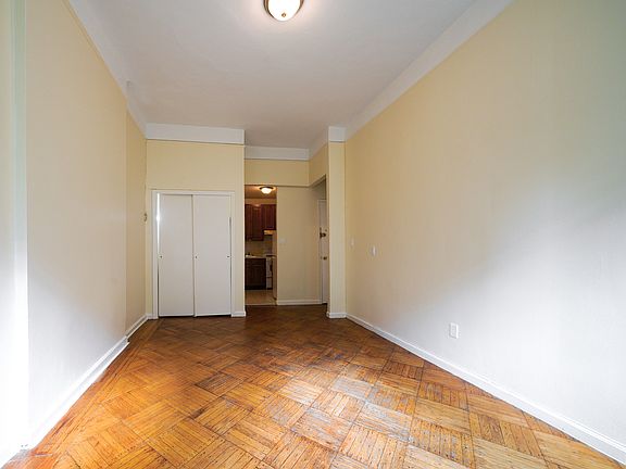2nd image of 25 W 87th St #4FF