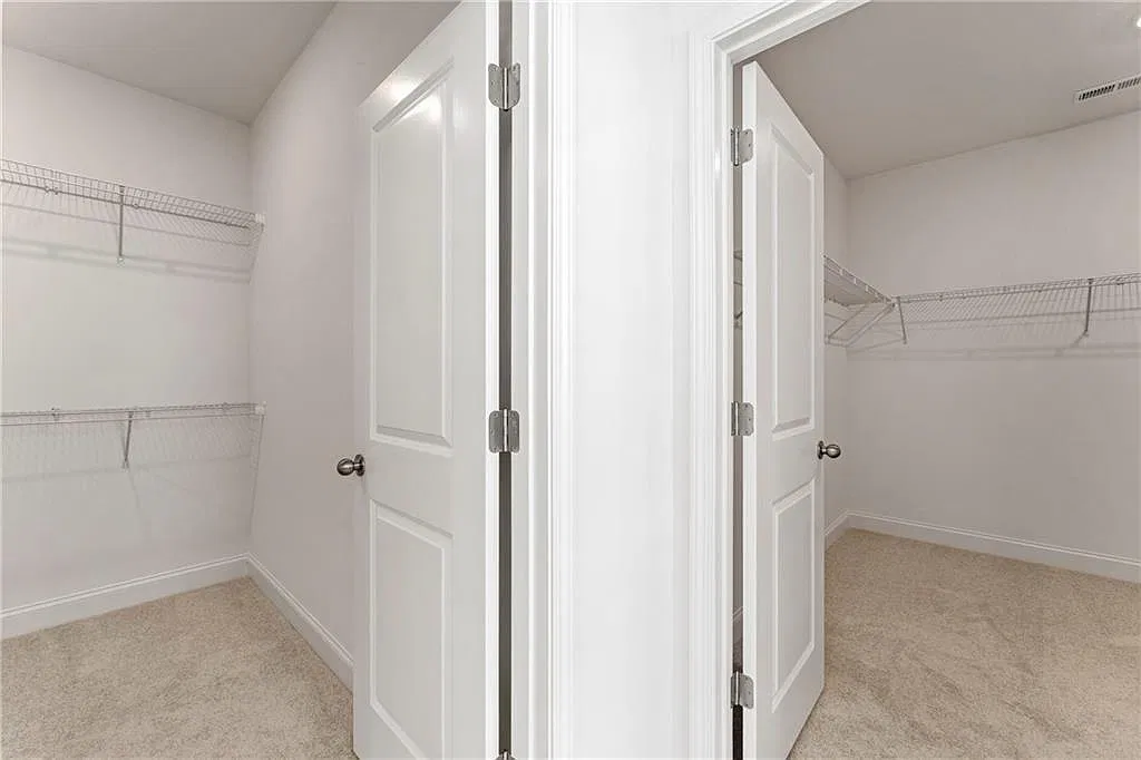 4 bed, 3.5 bath, $2,950 — Photo 3