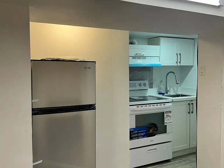 150 Banff Rd #BASEMENT — Photo 6