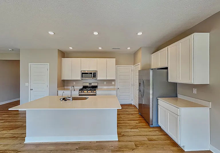 11509 Basalt Dr — Photo 3