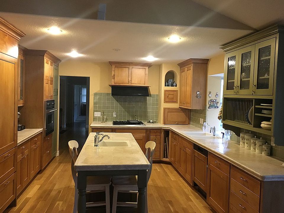 1st image of 3922 Orchard Ct
