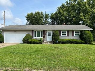 660 Sanderson Ave, Campbell, OH