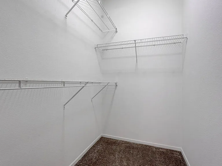 1846 Scimitar Dr — Photo 8