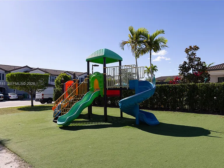 24950 SW 114th Ave — Photo 37