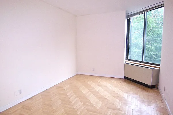 Rented by Corcoran | media 3