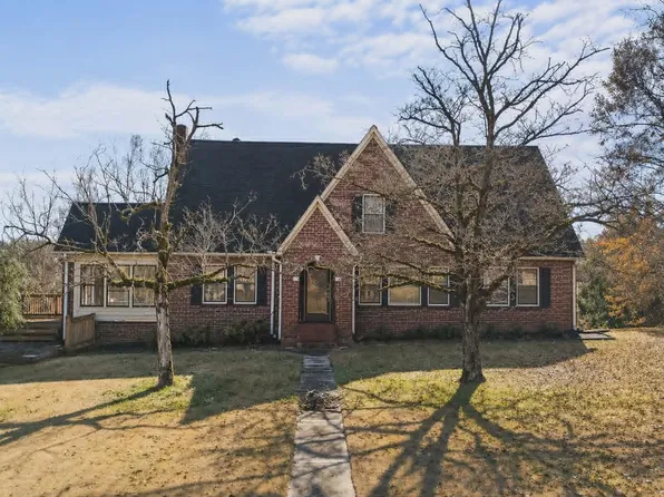 1348 3rd St SE, Cullman, AL 35055