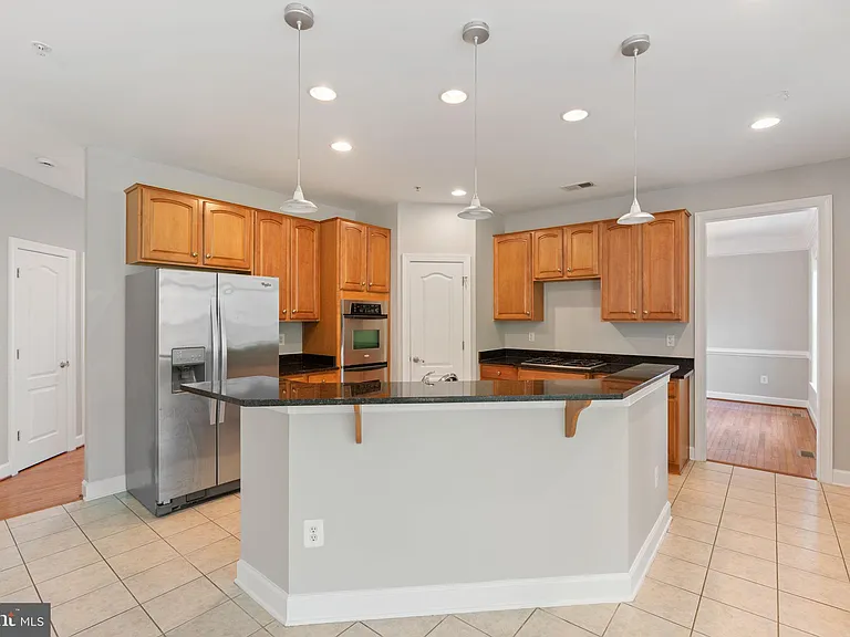 15436 Symondsbury Way — Photo 14