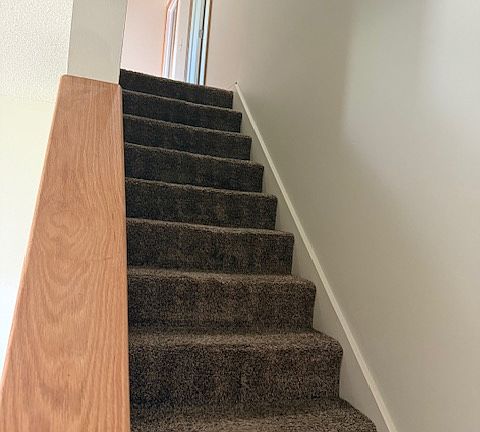 5th image of 764 Plainfield Ct