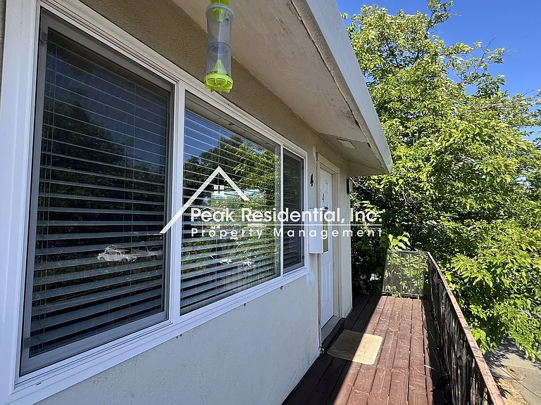 5555 Keoncrest Cir — Photo 2