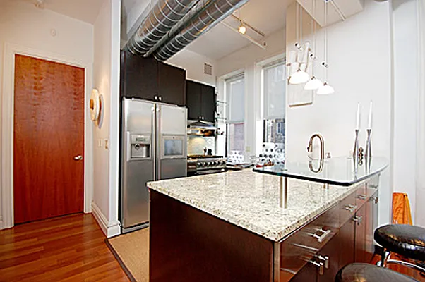 Rented by City Connections Realty | media 9