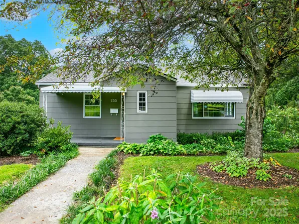 255 N Country Club Rd, Brevard, NC 28768