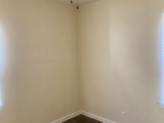 5th image of 20138 Irvington Ave