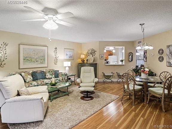 3rd image of 6041 SE Martinique Dr APT 103