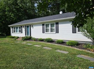 993 Holly Ridge Rd, Keswick, VA 22947