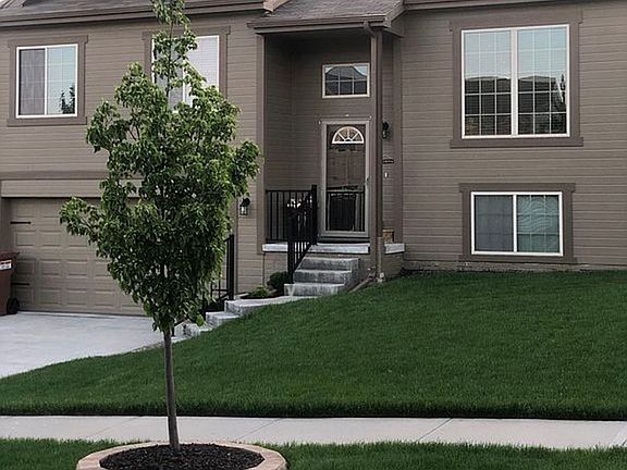 2nd image of 8204 N 147th St